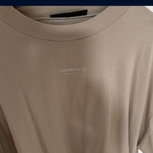 FEAR OF GOD ESSENTIALS TSHIRT